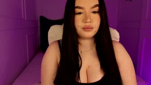 hi im curvy babyface girlie Tina online show from April 2026 07:06:01 AM