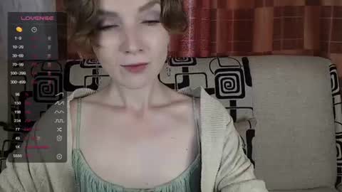 Snapshot of tinawincee chatting on June 2026 05:34:01 AM Tina online show from June 2026 05:34:01 AM