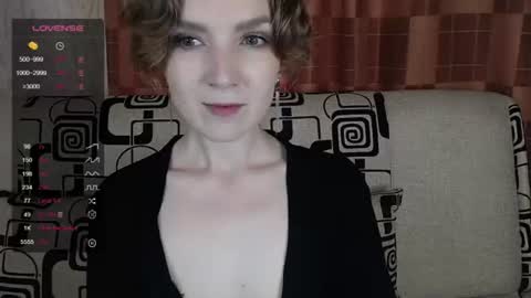 Snapshot of tinawincee chatting on June 2026 04:50:02 AM Tina online show from June 2026 04:50:02 AM