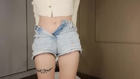 Tina online show from September 2025 06:59:02 AM