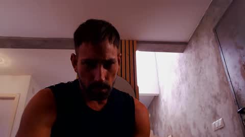 Snapshot of tinoclandestino chatting on January 2025 01:58:02 PM tinoclandestino online show from January 2025 01:58:02 PM