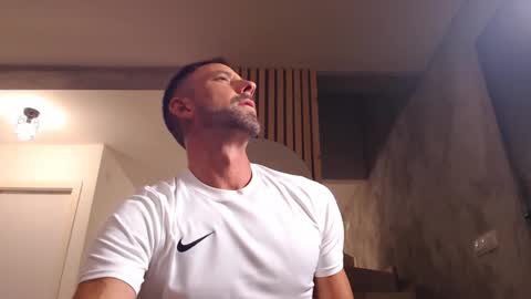 Snapshot of tinoclandestino chatting on February 2025 06:10:01 PM tinoclandestino online show from February 2025 06:10:01 PM