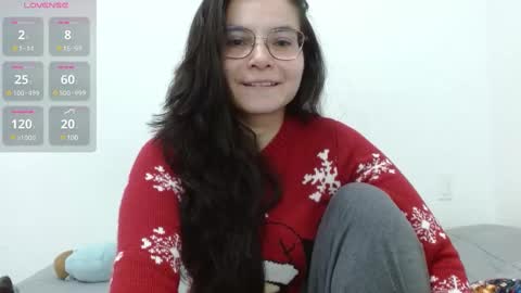 Tiny Caroline online show from February 2025 03:01:01 AM