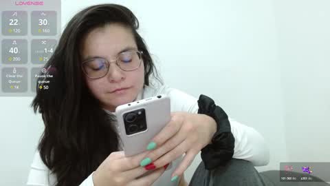 Tiny Caroline online show from February 2025 04:11:02 AM