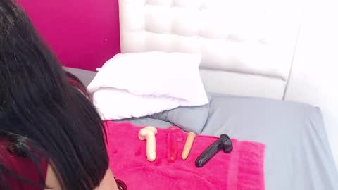 tiny_whore18 online show from February 2025 06:40:02 PM