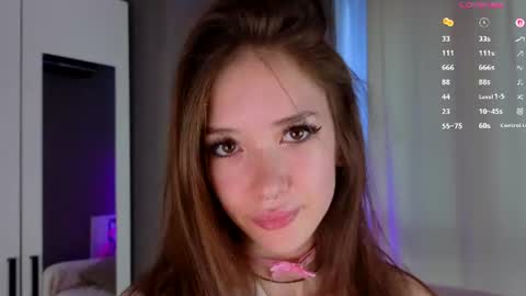 Snapshot of tinyanie chatting on July 2026 03:18:02 PM Annie online show from July 2026 03:18:02 PM