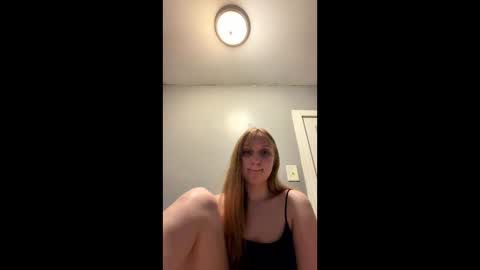 Snapshot of tinyblondebarbie chatting on June 2026 06:16:01 AM tinyblondebarbie online show from June 2026 06:16:01 AM