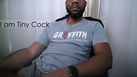 tinycock_1979 online show from April 2026 11:29:02 PM