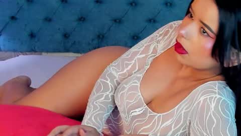 Snapshot of tinyrosee chatting on March 2026 08:37:02 PM Tinnyrose online show from March 2026 08:37:02 PM