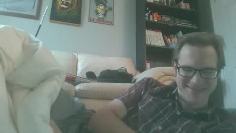 titlovercums online show from December 2025 01:50:02 PM