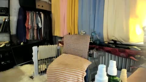 Snapshot of tittkiss chatting on March 2025 10:20:02 AM liebe es mich nackt vor der cam zu zeigen online show from March 2025 10:20:02 AM
