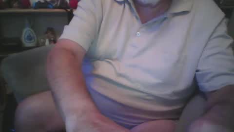 Snapshot of tittyloverr69 chatting on December 2024 07:37:01 AM tittyloverr69 online show from December 2024 07:37:01 AM