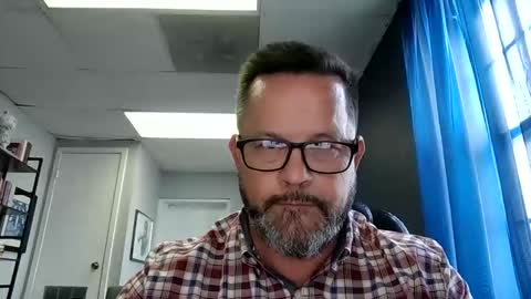 tjhawk86 online show from December 2025 08:36:02 PM