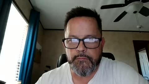 tjhawk86 online show from December 2025 08:04:01 PM