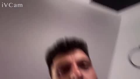 Tobias online show from April 2026 01:16:02 PM