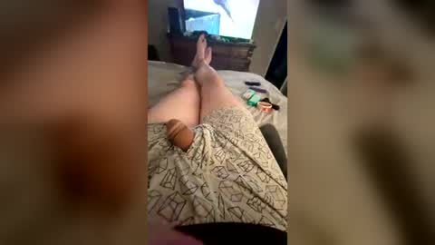 tobias_2004 online show from August 2026 07:11:02 AM