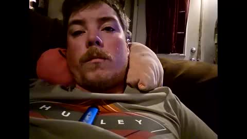 who wamts to hook up online show from April 2026 01:41:02 AM