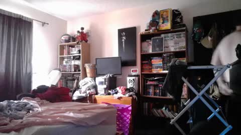 Toede online show from September 2025 05:49:01 PM