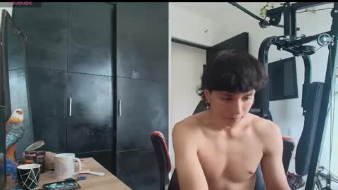 Snapshot of tokio2005 chatting on December 2025 02:34:01 PM tokio2005 online show from December 2025 02:34:01 PM