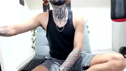 Snapshot of tokio_master chatting on October 2025 03:40:02 AM Tokyo Master online show from October 2025 03:40:02 AM