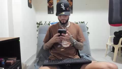 Snapshot of tokio_master chatting on November 2025 03:42:02 AM Tokyo Master online show from November 2025 03:42:02 AM