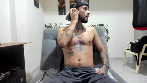 Snapshot of tokio_master chatting on November 2025 03:05:01 AM Tokyo Master online show from November 2025 03:05:01 AM