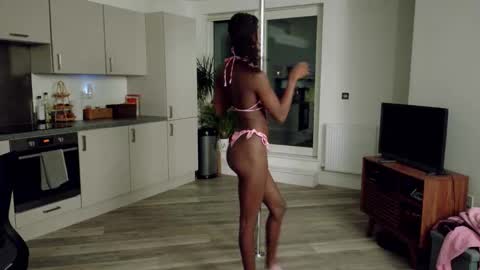 Athena Fantasy online show from November 2025 10:10:01 PM