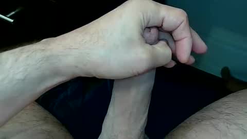 Snapshot of tom4you4all chatting on December 2025 11:35:02 PM tom4you4all online show from December 2025 11:35:02 PM