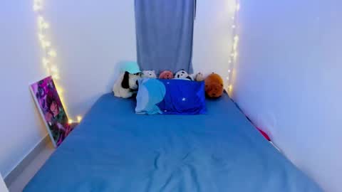 Tom Blue online show from March 2026 11:42:01 PM