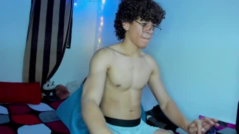 Tom Blue online show from June 2026 12:37:01 AM