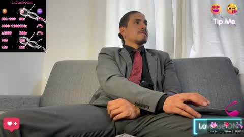 Snapshot of tom_blunt96 chatting on February 2026 07:14:02 PM TOM online show from February 2026 07:14:02 PM