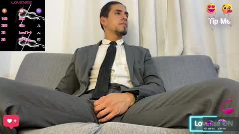 Snapshot of tom_blunt96 chatting on February 2026 08:48:02 AM TOM online show from February 2026 08:48:02 AM