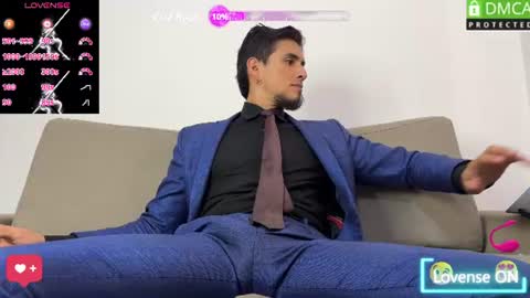 Snapshot of tom_blunt96 chatting on June 2026 04:33:02 PM TOM online show from June 2026 04:33:02 PM