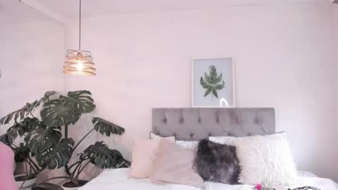 Master of pleasure online show from November 2025 12:16:01 PM