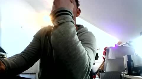 tomame_ online show from April 2026 05:43:02 AM