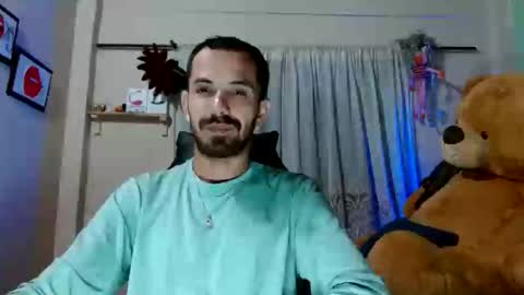 tomas gerauld. make me happy with 10000 tokens online show from April 2026 02:38:01 AM