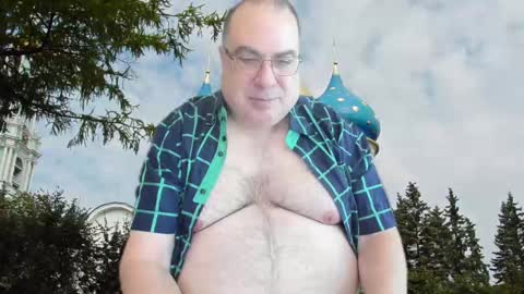 Tomaz62a online show from September 2025 08:32:02 PM