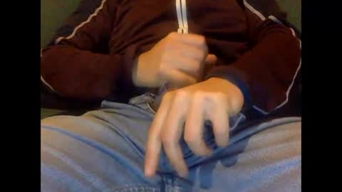 Snapshot of tombi125 chatting on January 2025 07:16:02 PM tombi125 online show from January 2025 07:16:02 PM