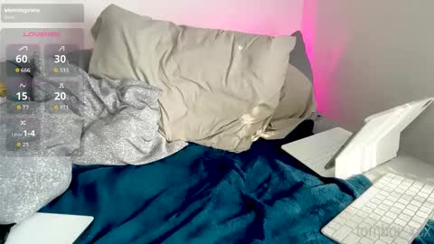 Snapshot of tomboi_xcx chatting on February 2026 10:41:02 PM tomboiii online show from February 2026 10:41:02 PM