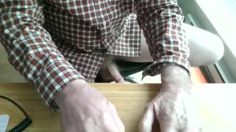 Snapshot of tombombadil_424242 chatting on December 2025 07:41:01 PM tombombadil_424242 online show from December 2025 07:41:01 PM