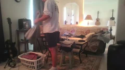 sirmuggsalot online show from November 2025 06:12:01 PM