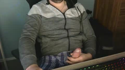 tomin3m online show from April 2026 06:04:02 PM