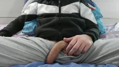 tommaso9046 online show from February 2026 04:05:02 PM