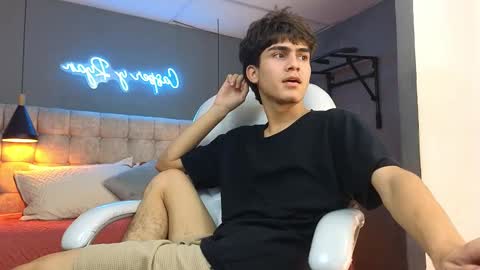 Tommy  online show from February 2025 10:07:02 AM