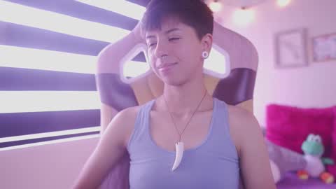 Blue  online show from March 2025 04:22:01 PM