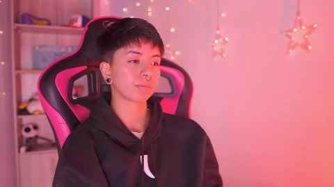 Snapshot of tommy_blue1 chatting on February 2026 04:24:02 AM Blue online show from February 2026 04:24:02 AM