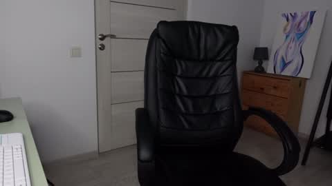 Snapshot of tommy_burnzzz chatting on December 2024 07:37:02 AM tommy burnzzz online show from December 2024 07:37:02 AM