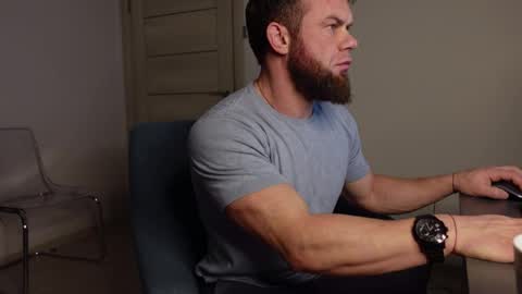 Snapshot of tommy_burnzzz chatting on December 2024 02:29:02 AM tommy burnzzz online show from December 2024 02:29:02 AM