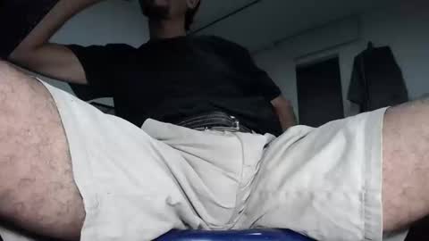   Thomas    online show from February 2025 10:59:02 PM