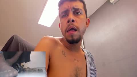   Thomas    online show from October 2025 09:11:01 PM